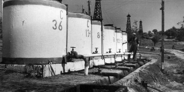 Cucciova (Kuçovë) - Albania 1940, Campo Petrolifero