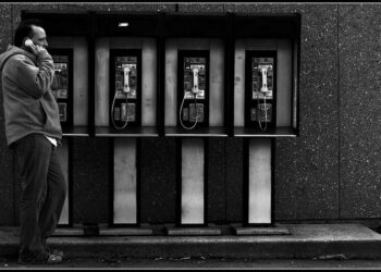 Phone booth Telefono