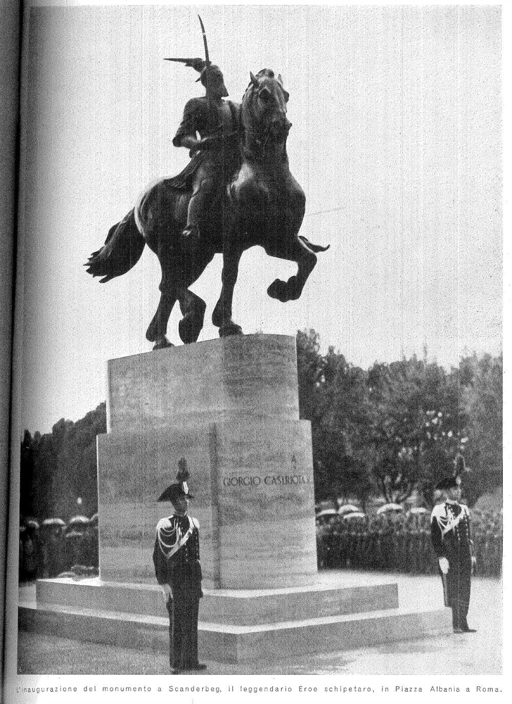 Inaugurazione Del 28 Ottobre 1940 Del Monumento A Scanderbeg