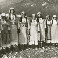 Donne Rurali Lago di Pogradec, Costumi di Peshtan