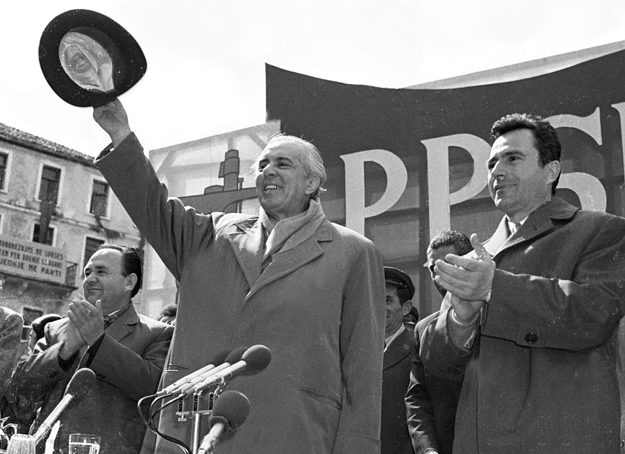 Enver Hoxha ha governato l'Albania per oltre 40 anni