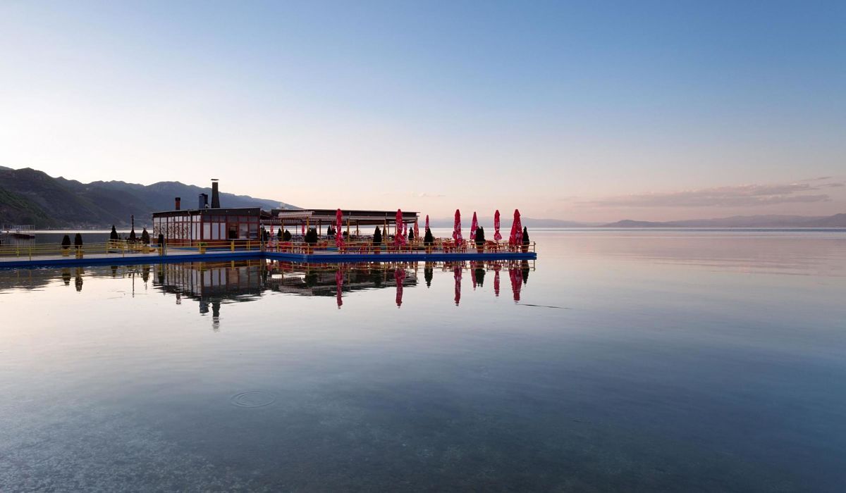 Lago Di Ocrida Pogradec Albania