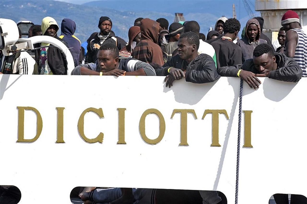 Diciotti In Albania 20 Immigrati