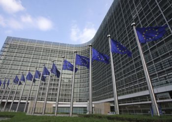 La Commissione Europea l'Albania avrà una crescita economica del 3,9% per i prossimi due anni