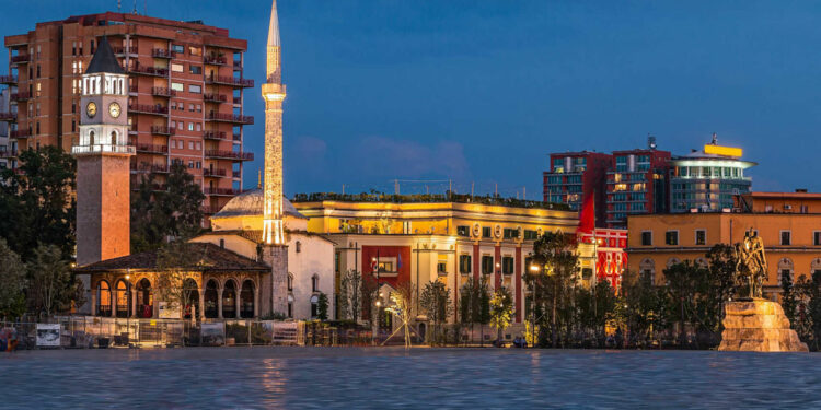 Tirana Capitale Albanese