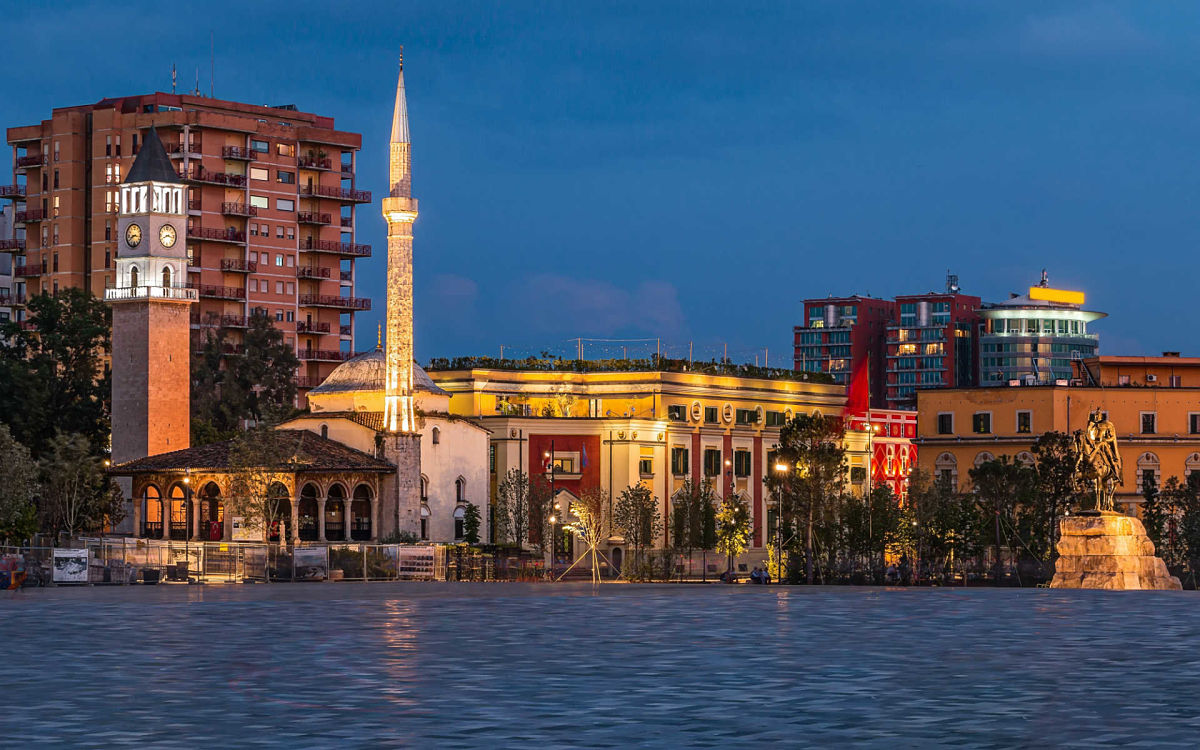 Tirana Capitale Albanese