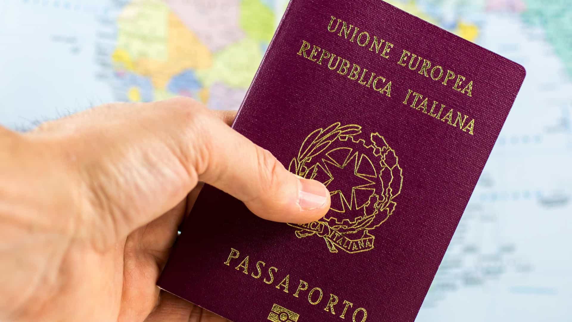 Cittadinanza Europea Passaporto Italiano