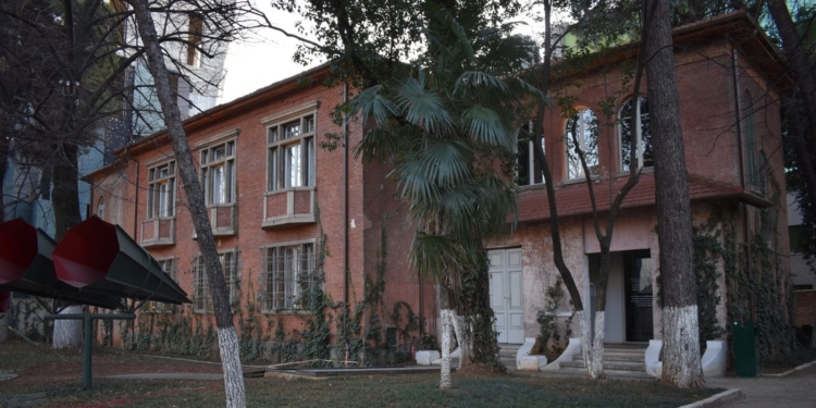 L'ex quartier generale di Sigurimi a Tirana, ora il Museo dei Servizi Segreti in Albania