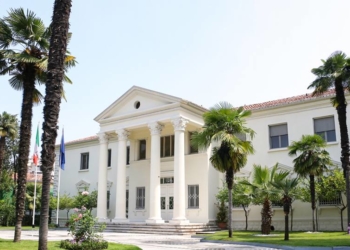 Ambasciata italiana a Tirana