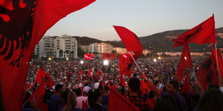 Cittadinanza albanese alla Diaspora