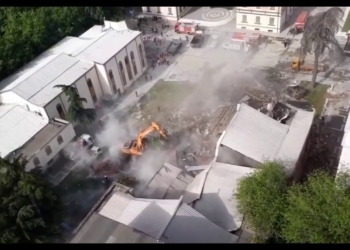 Tirana, Abbattuto L’edificio Del Teatro Nazionale PD: Come In Dittatura