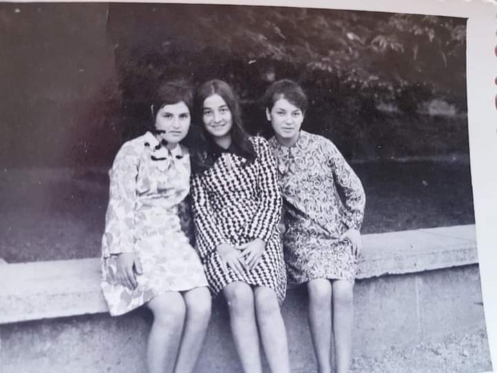 Mia madre con amiche, Tirana anni '70