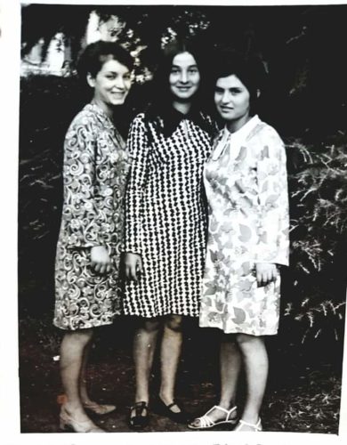 Mia madre con amiche, Tirana anni '70