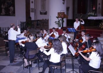 L'Orchestra d'Archi giovanile nella Cattedrale di San Fiorenzo