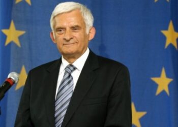 Presidente del Parlamento europeo Jerzy Buzek